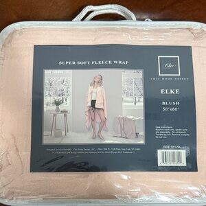 Super Soft Fleece Wrap